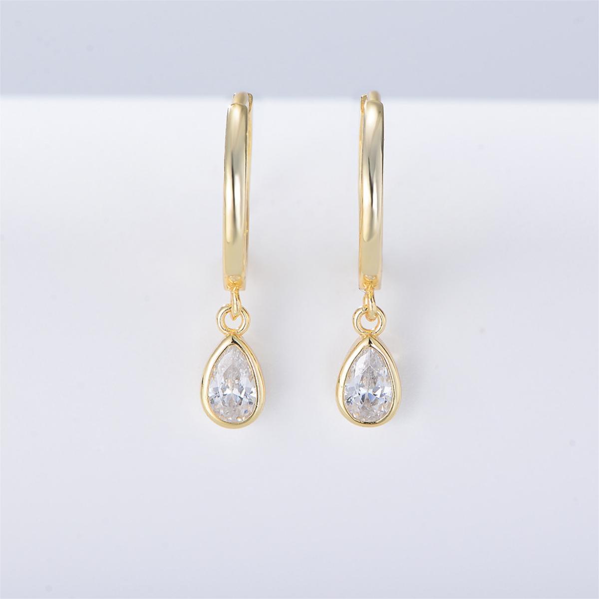 Womens Teardrop Zircon Earrings Classic Vintage C-shaped Earring Clasp Matched with Evening Dress, Casual Wear, Daily Wear